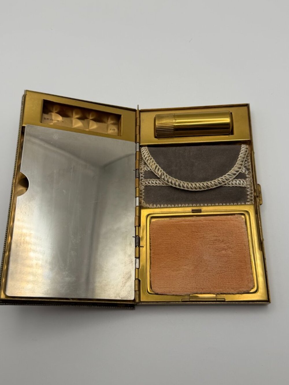 Vintage Ornate Beaded Vanity Compact Makeup Case Secret Compartment VTG 1950's - Picture 7 of 15